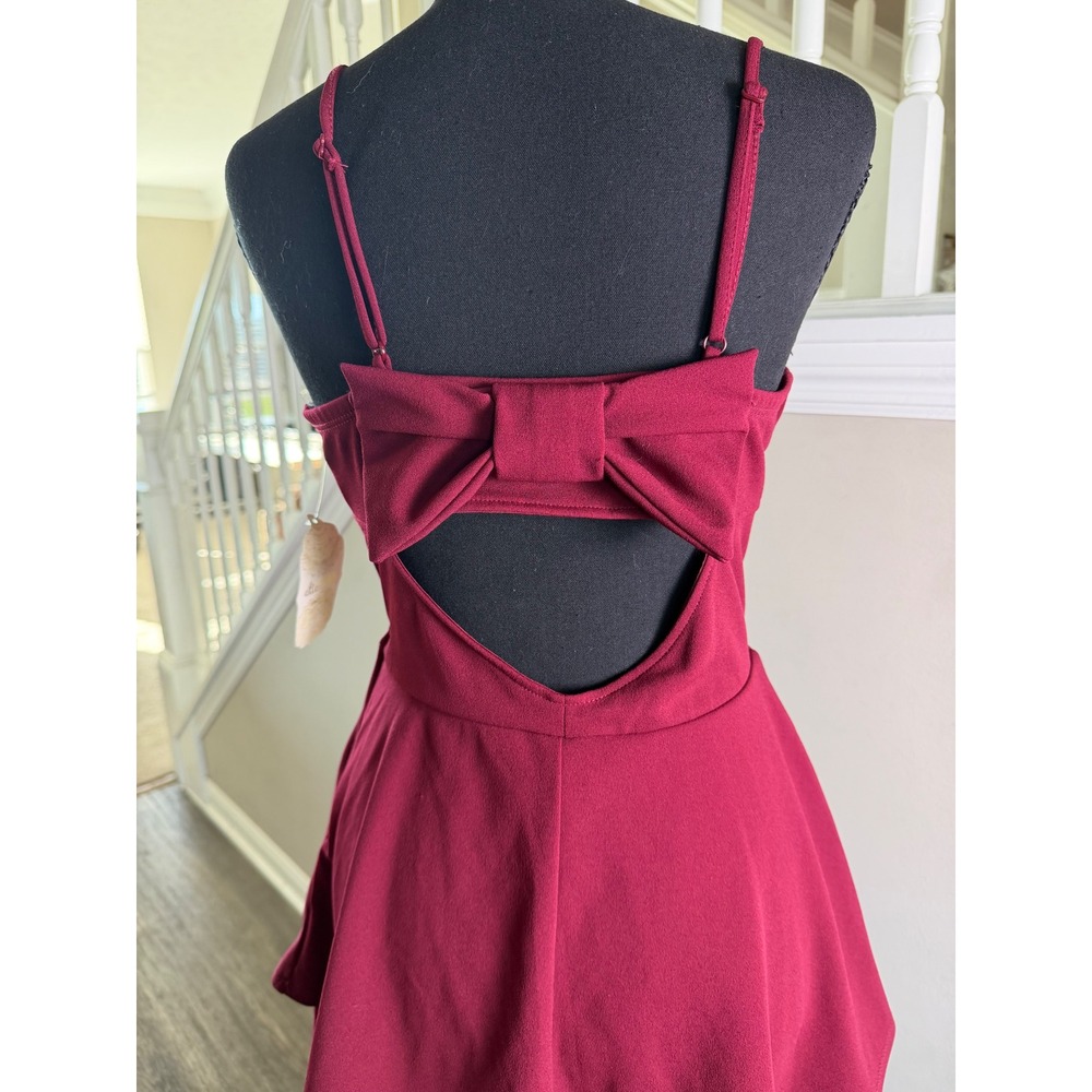 Altar'd State Wine Burgundy Tiered Mini Dress Bow Back Cutout NWT Size Medium - Picture 9 of 10